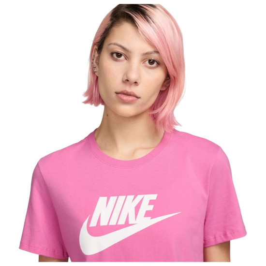 Nike Γυναικεία κοντομάνικη μπλούζα Sportswear Essentials Nike Γυναικεία κοντομάνικη μπλούζα Sportswear Essentials